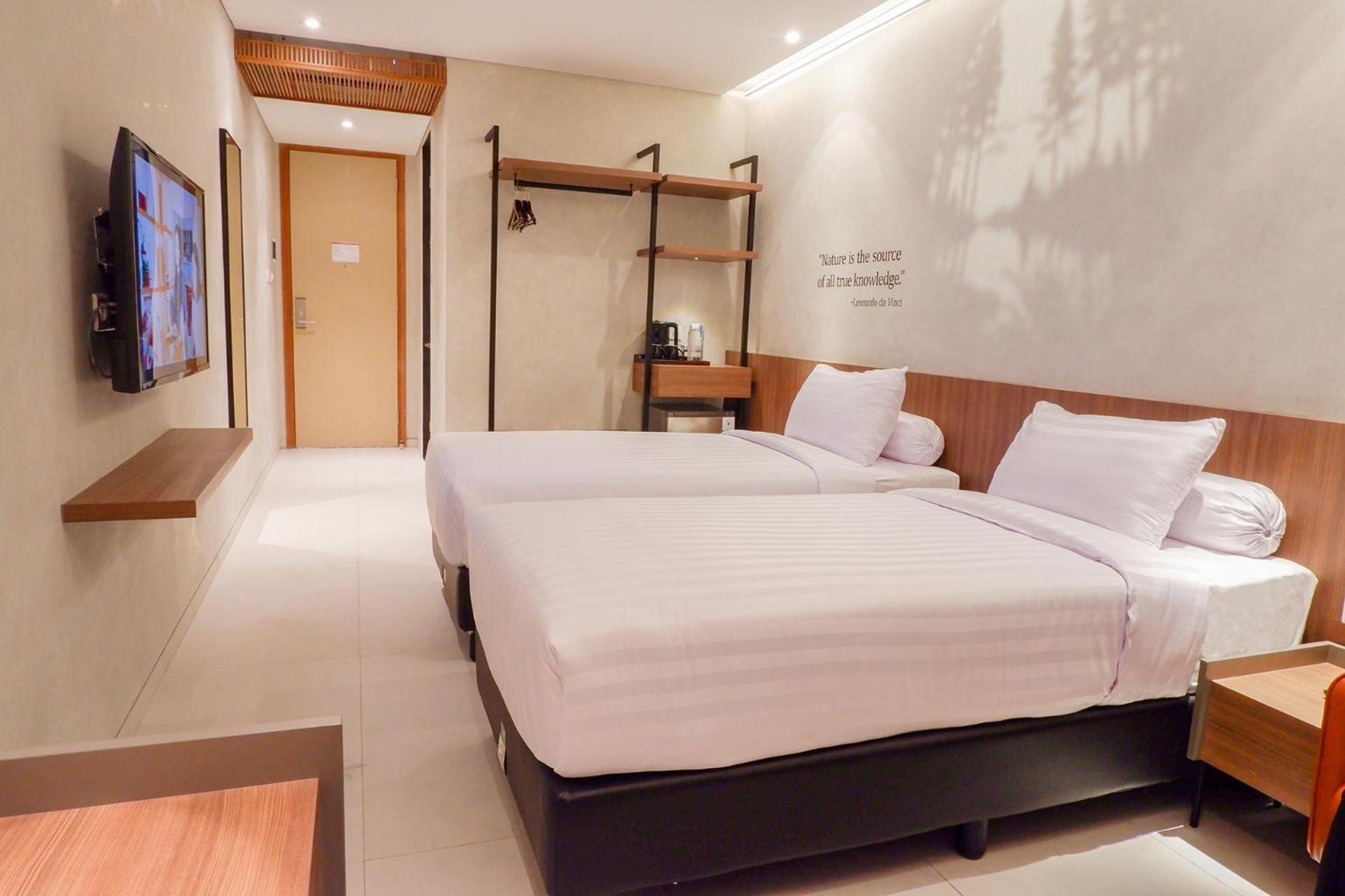 Front One Resort Magelang Eksteriør bilde